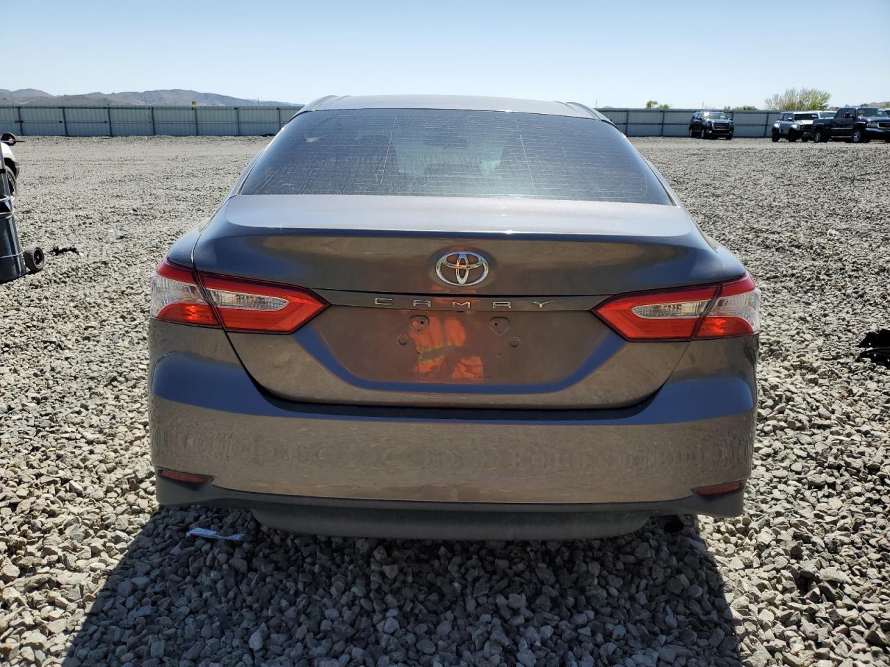 2018 Toyota Camry L - Фото 6