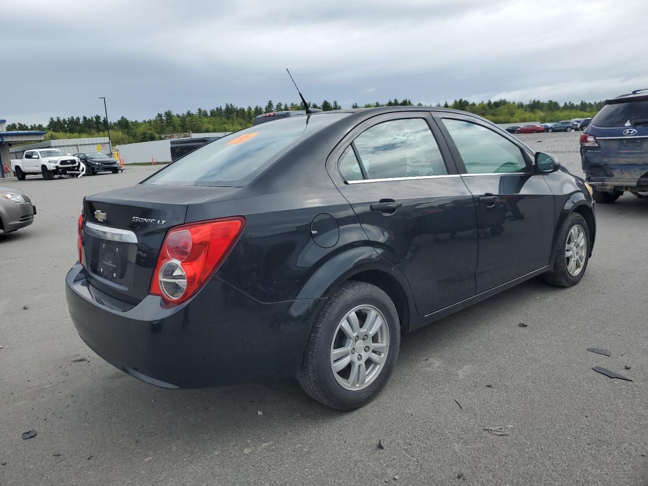 2014 Chev Sonic Lt - Image 3