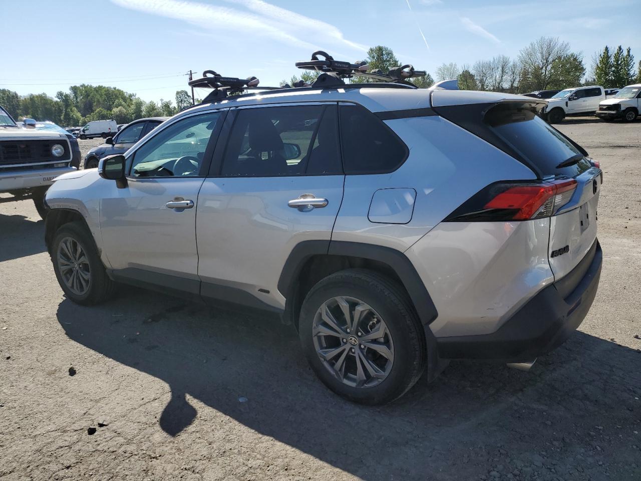 2024 Toyota Rav4 Xle Premium - Фото 2