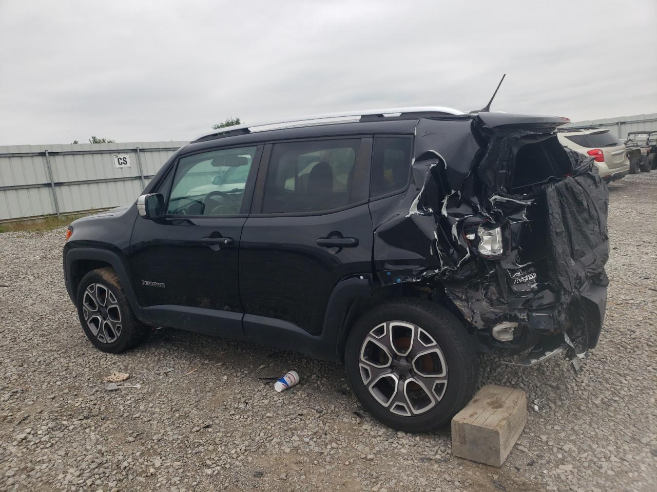 2015 Jeep Renegade Limited - Image 2