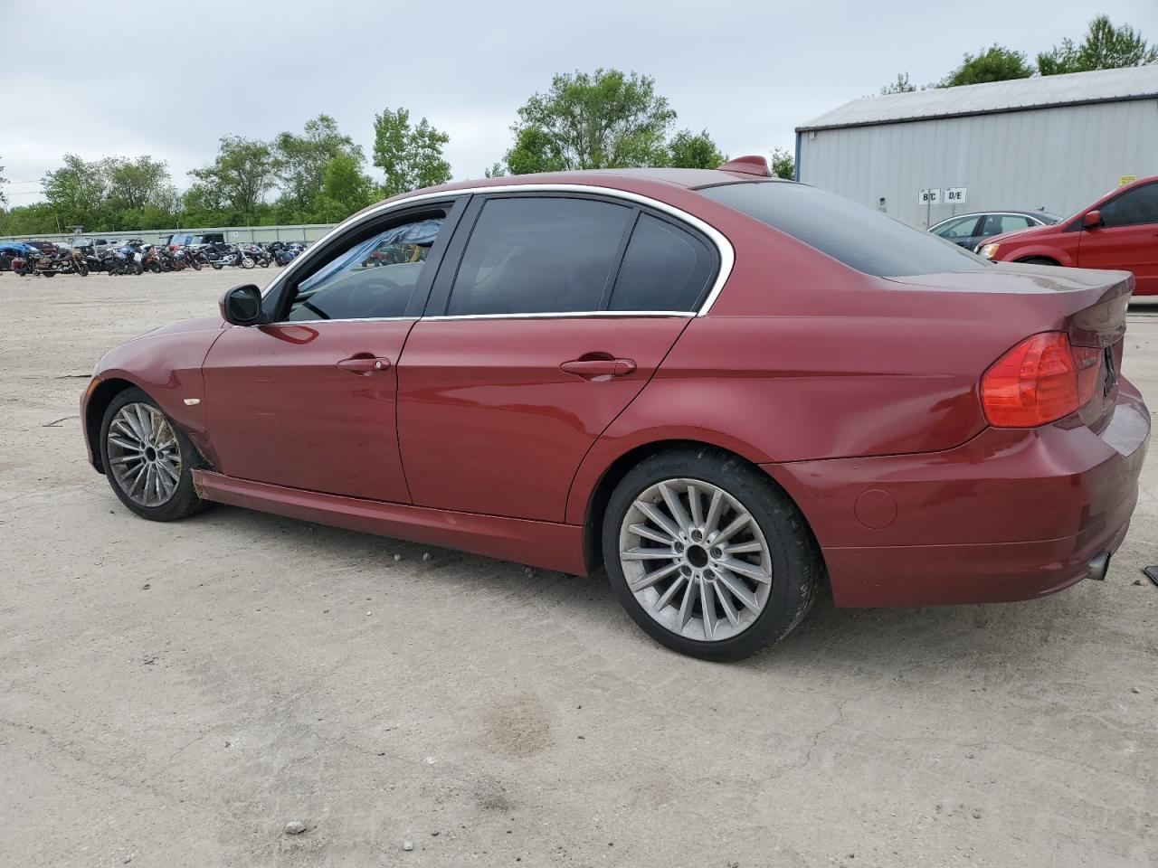 2011 BMW 335 D - Фото 2