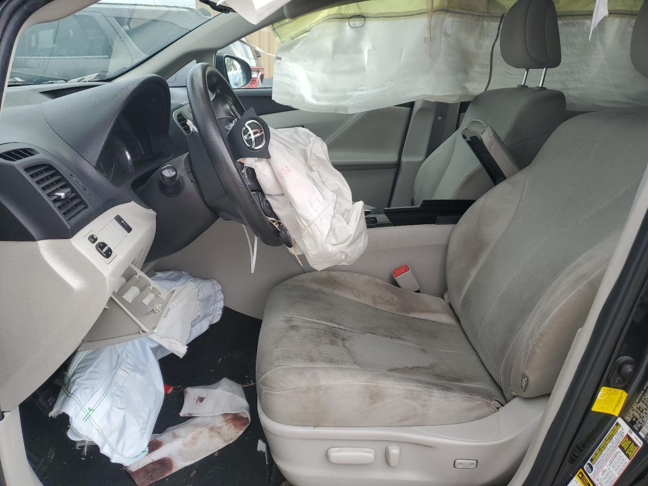 2013 Toyota Venza Le - Фото 7