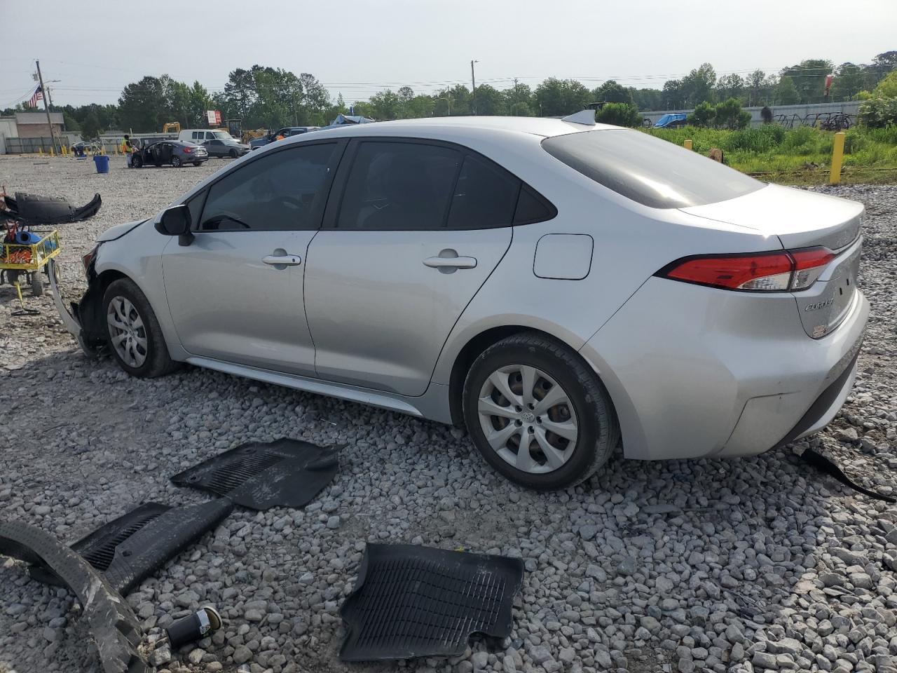 2021 Toyota Corolla Le - Фото 2