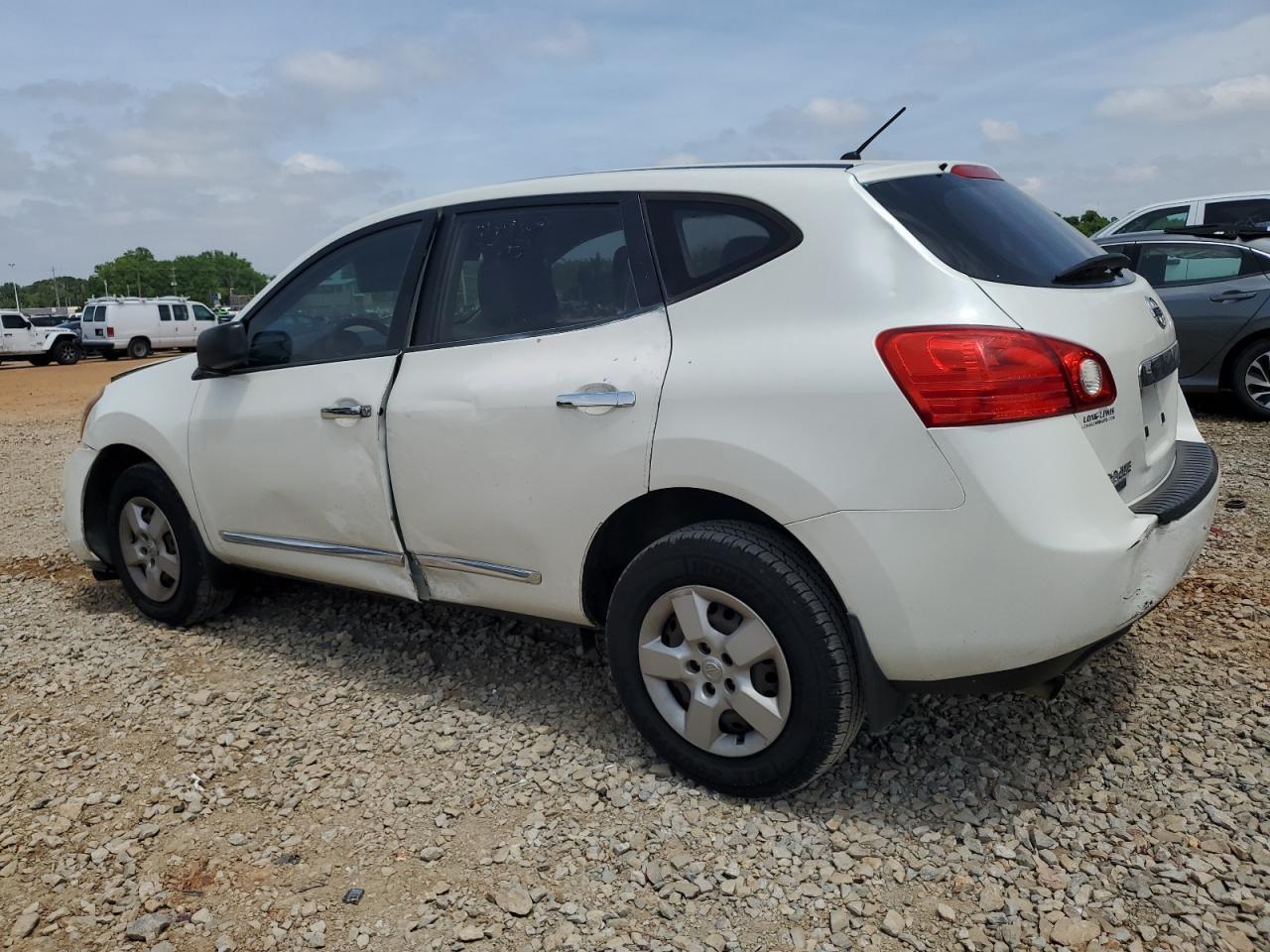 2015 Nissan Rogue Select S - Фото 2