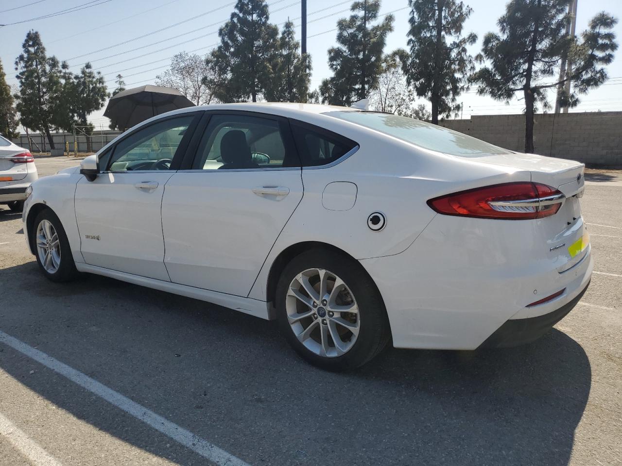 2019 Ford Fusion Se - Фото 2