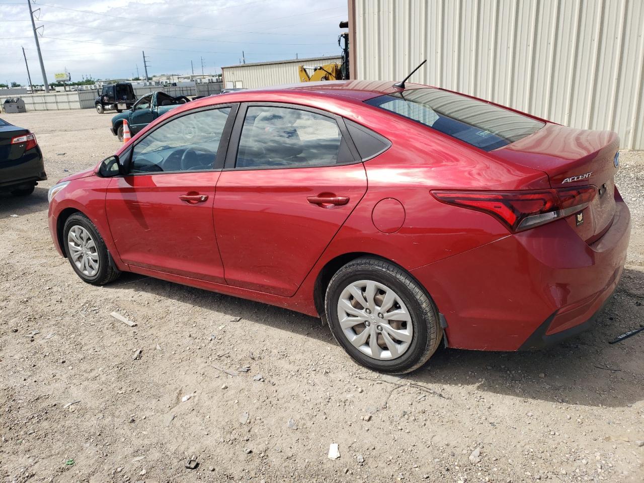 2018 Hyundai Accent Se - Фото 2