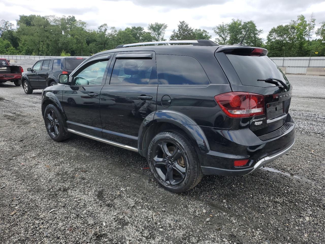 2018 Dodge Journey Crossroad - Image 2