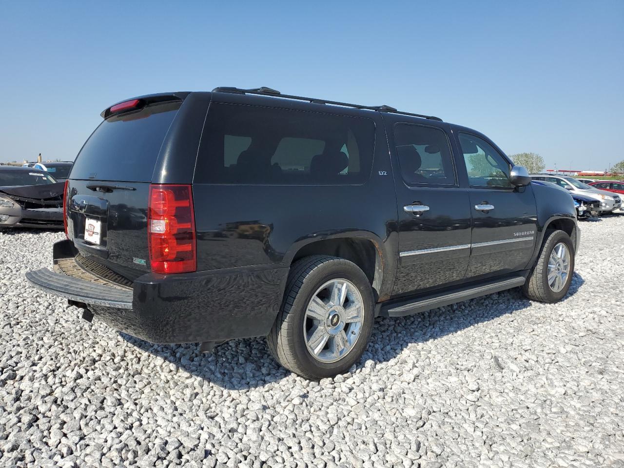 2010 Chevrolet Suburban K1500 Ltz - Фото 3
