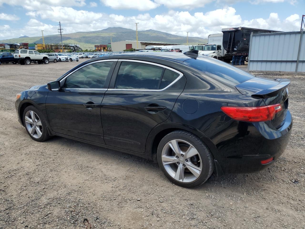2013 Acura Ilx 24 Premium - Image 2
