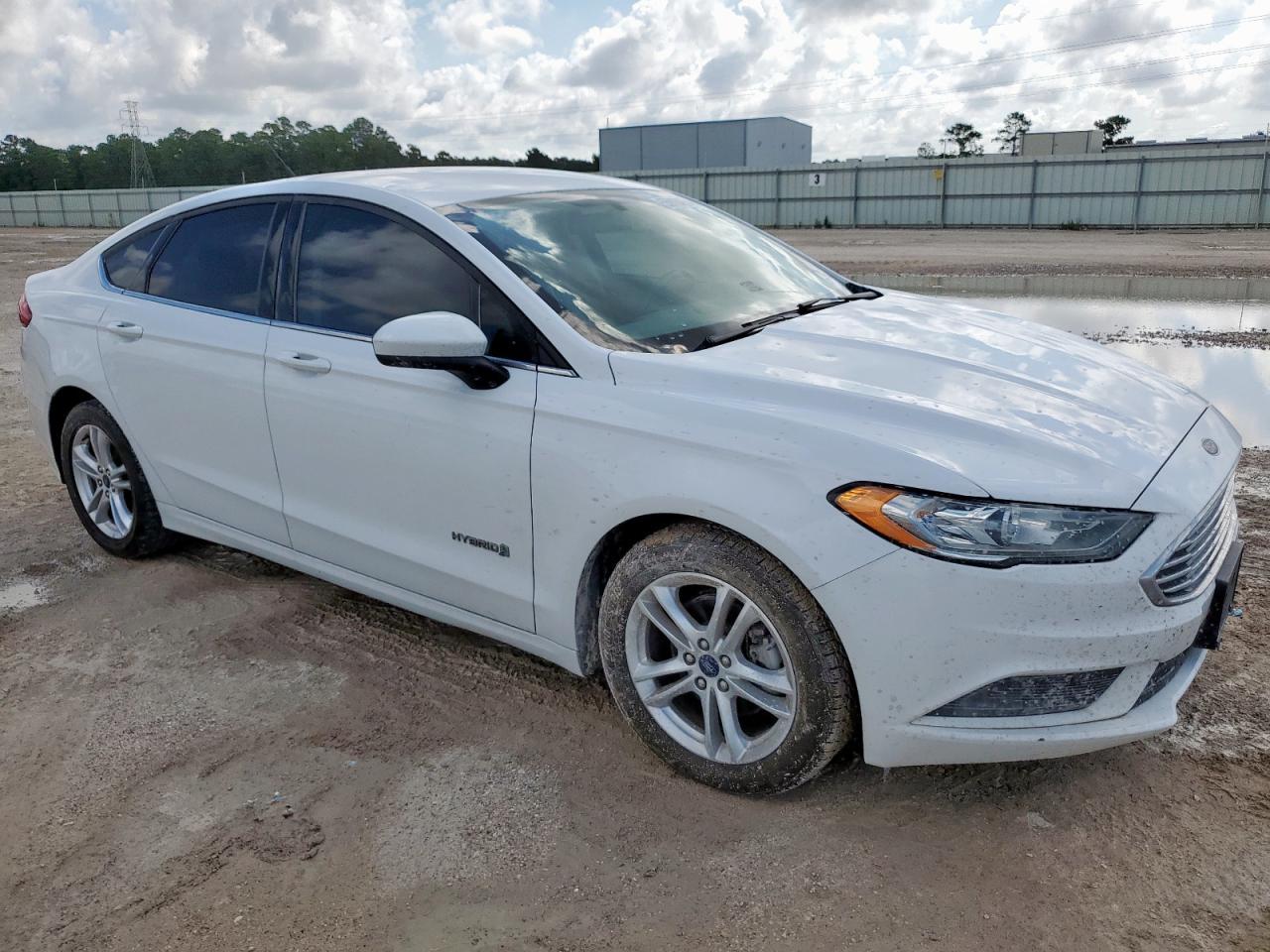 2018 Ford Fusion Se Hybrid - Image 4