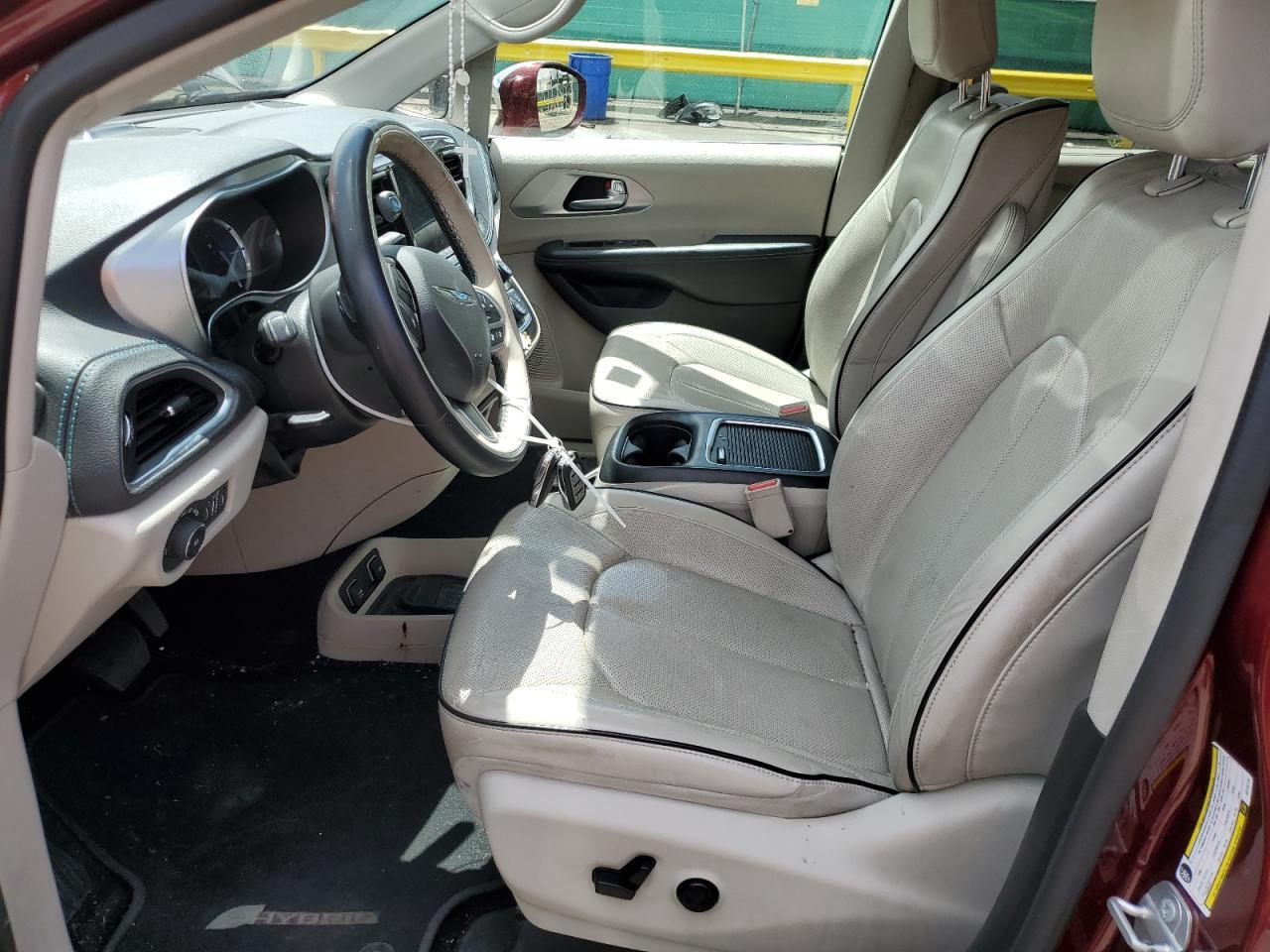 2018 Chrysler Pacifica Hybrid Limited - Image 7