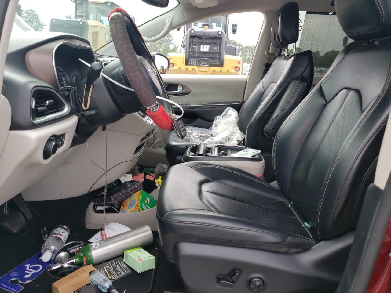2020 Chrysler Voyager Lxi - Фото 7