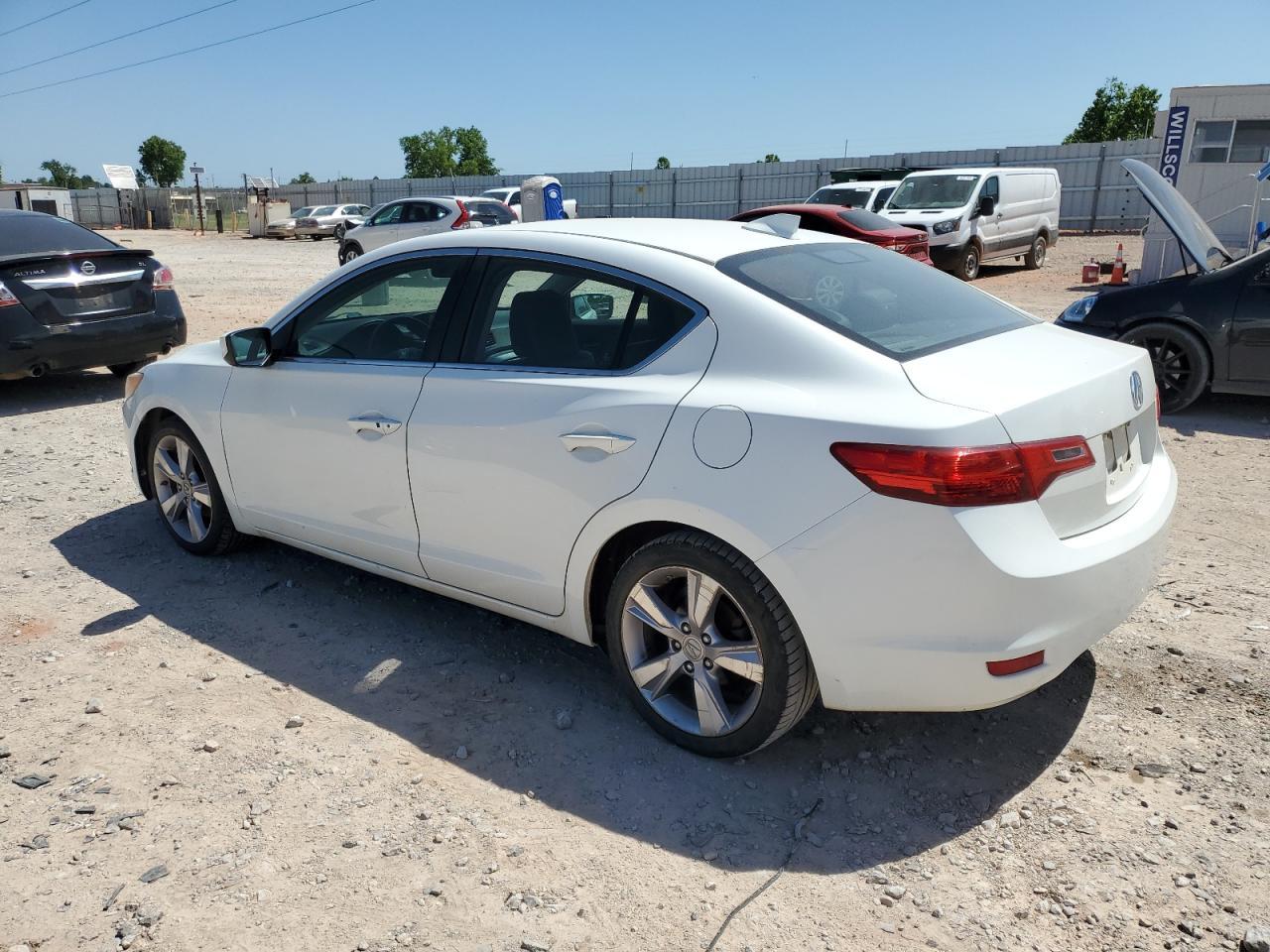 2013 Acura Ilx 20 Tech - Фото 2