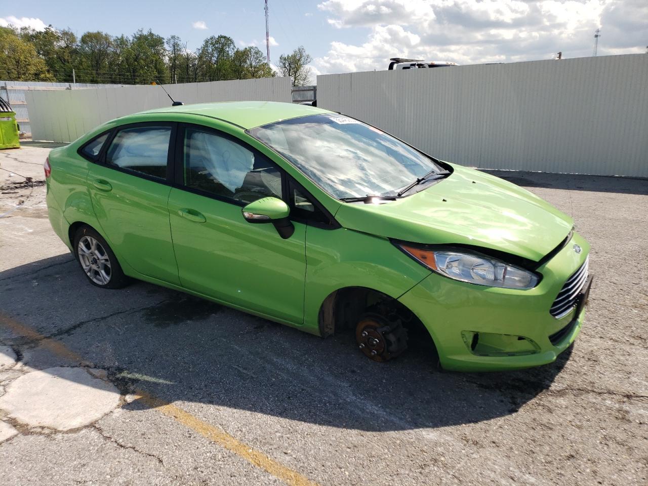2014 Ford Fiesta Se - Фото 4