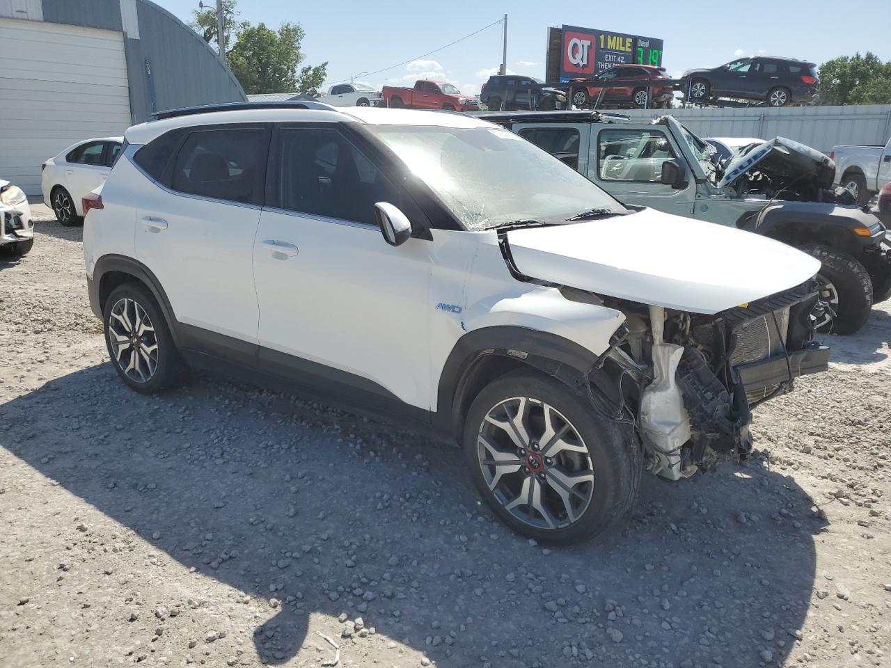 2021 Kia Seltos S - Image 4