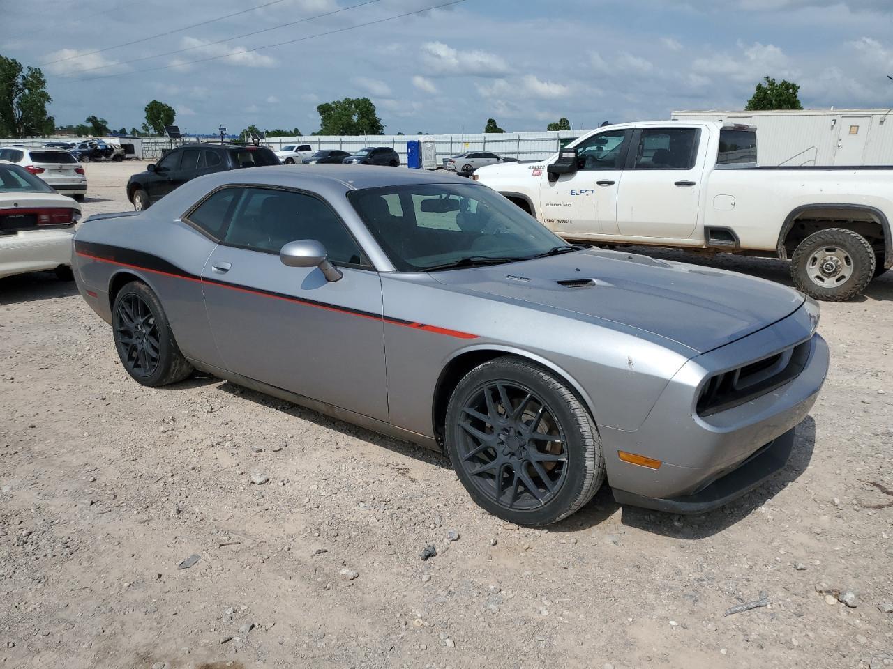 2014 Dodge Challenger R/T - Image 4