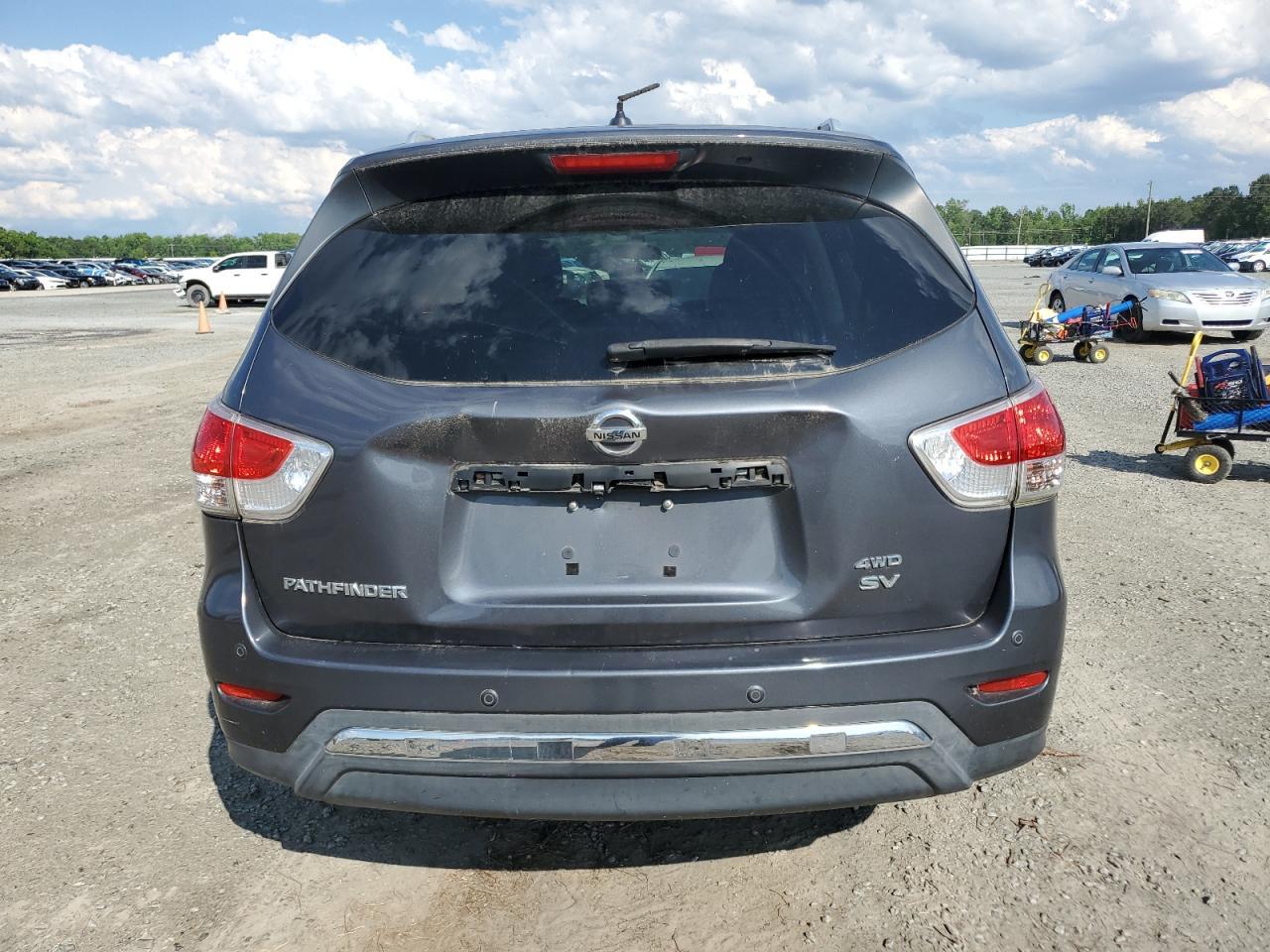 2013 Nissan Pathfinder S - Image 6