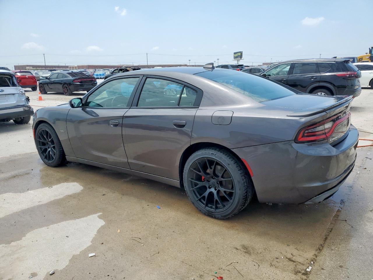 2018 Dodge Charger R/T - Фото 2