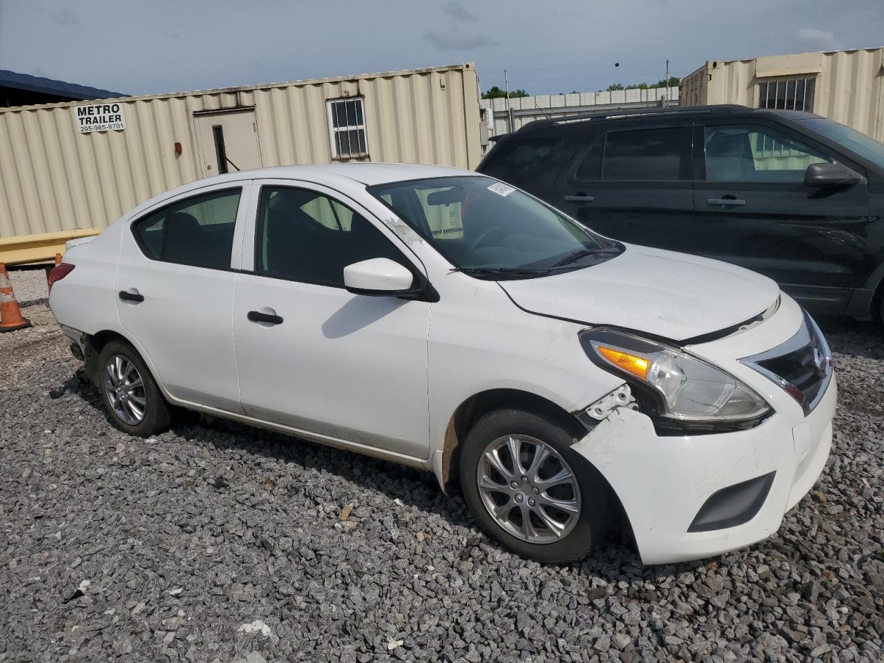 2017 Nissan Versa S - Фото 4