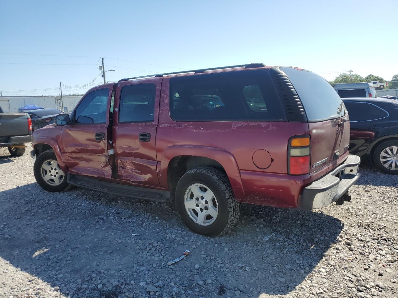 2004 Chevrolet Suburban C1500 - Фото 2