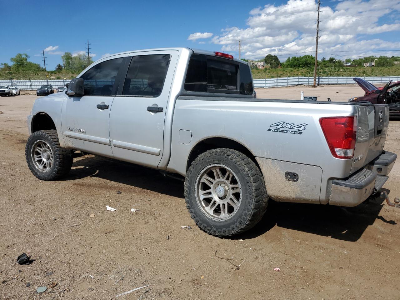 2005 Nissan Titan Xe - Image 2