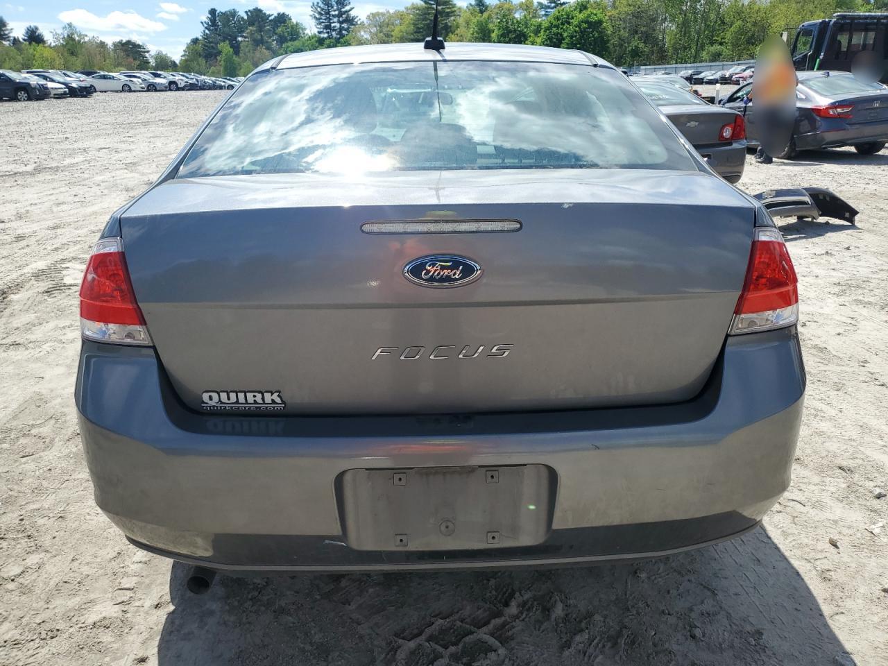 2010 Ford Focus S - Image 6