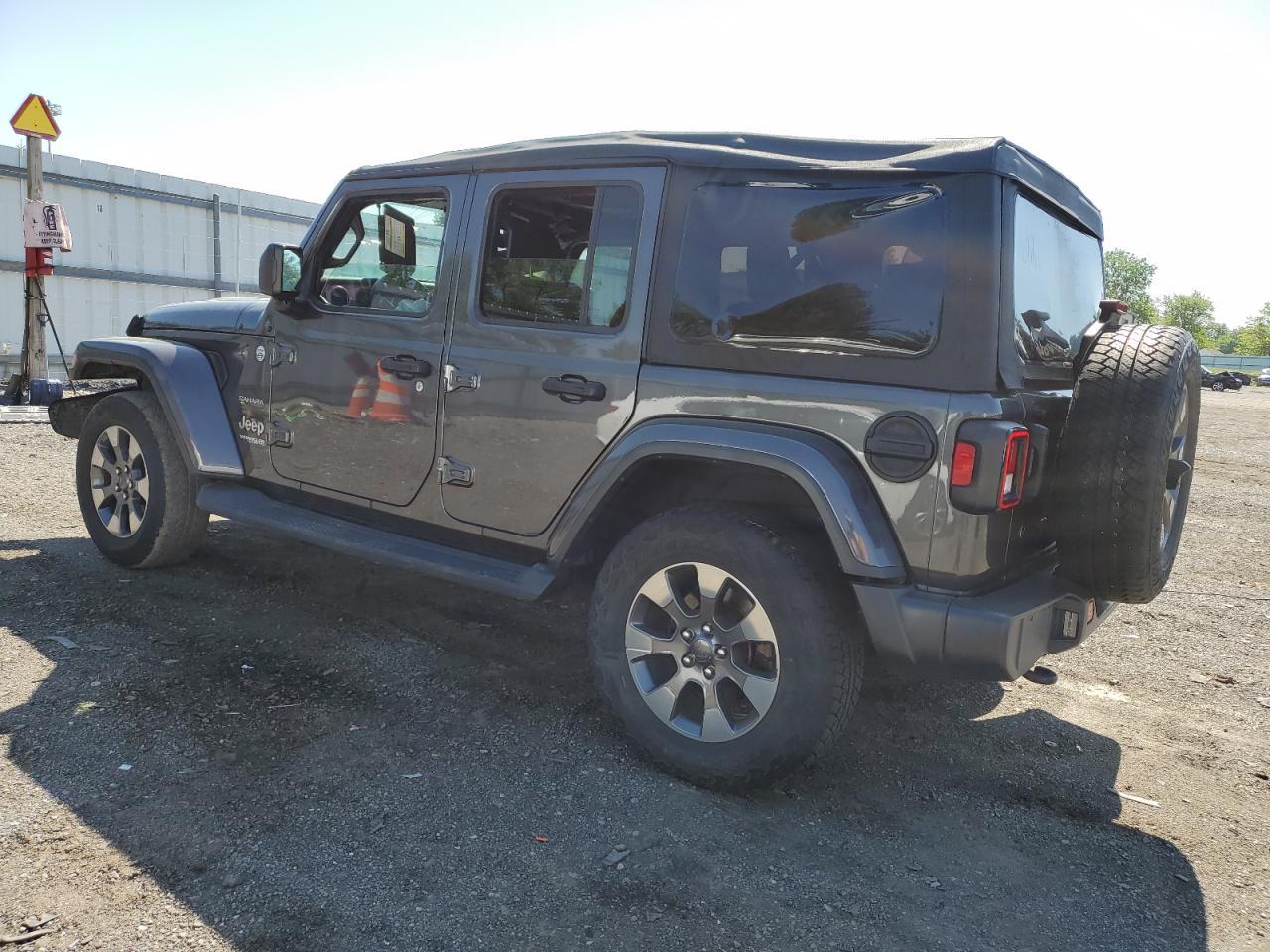 2019 Jeep Wrangler Unlimited Sahara - Image 2