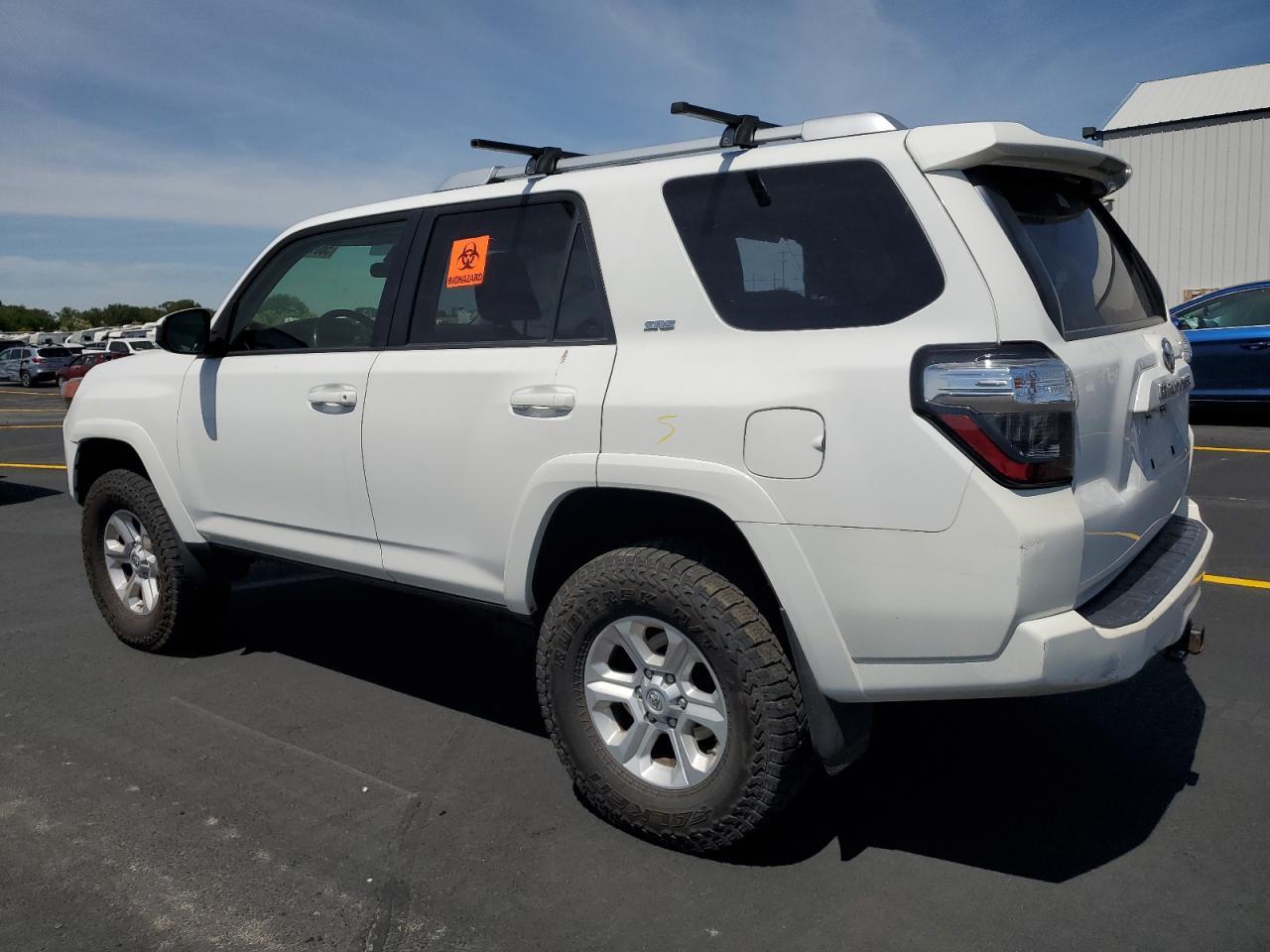 2016 Toyota 4Runner Sr5/Sr5 Premium - Image 2