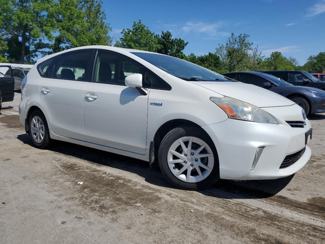 2012 Toyota Prius V - Image 4