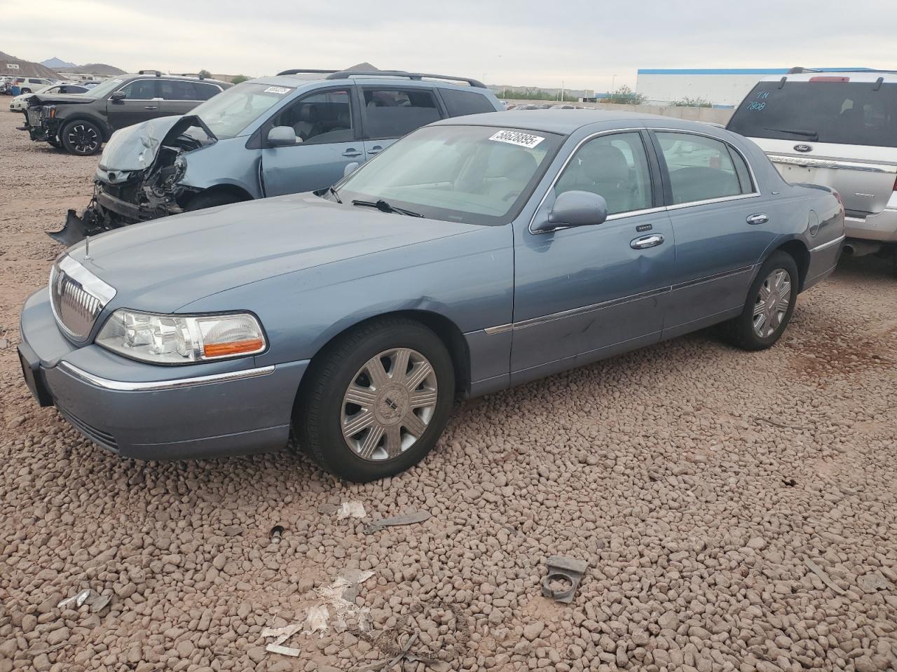 2004 Lincoln Town Car Ultimate