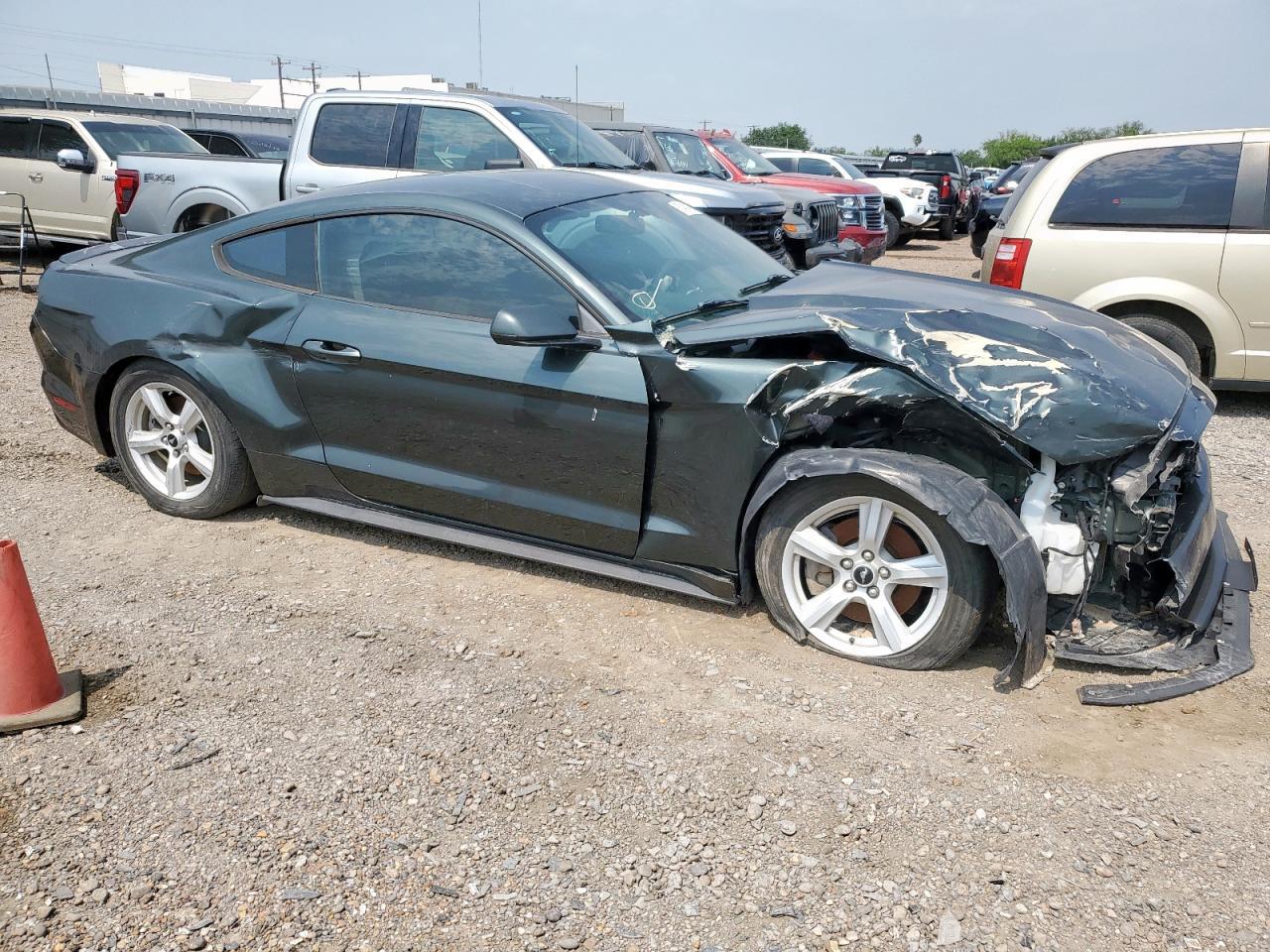 2015 Ford Mustang - Image 4