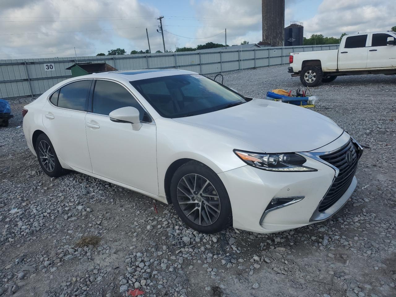 2017 Lexus Es 350 - Фото 4