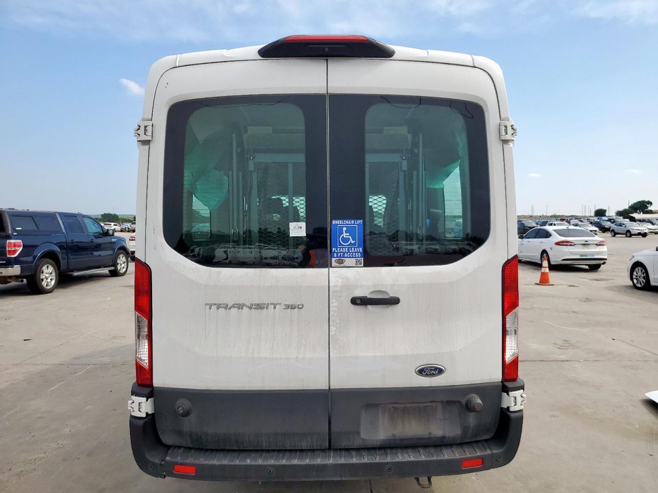 2022 Ford Transit T-350 - Image 6