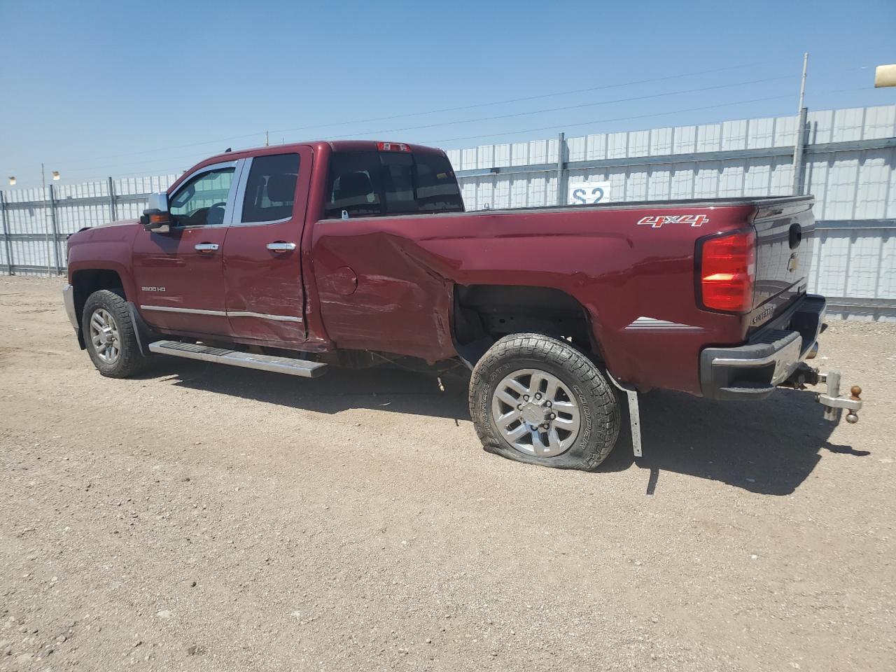2015 Chevrolet Silverado K2500 Heavy Duty Ltz - Фото 2