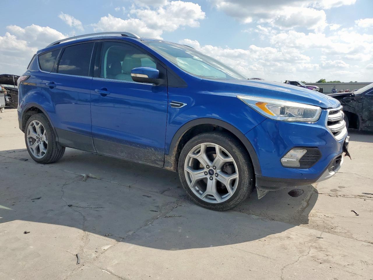 2017 Ford Escape Titanium - Фото 4