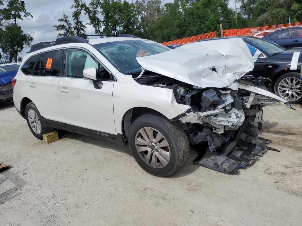 2019 Subaru Outback 2.5I Premium - Image 4