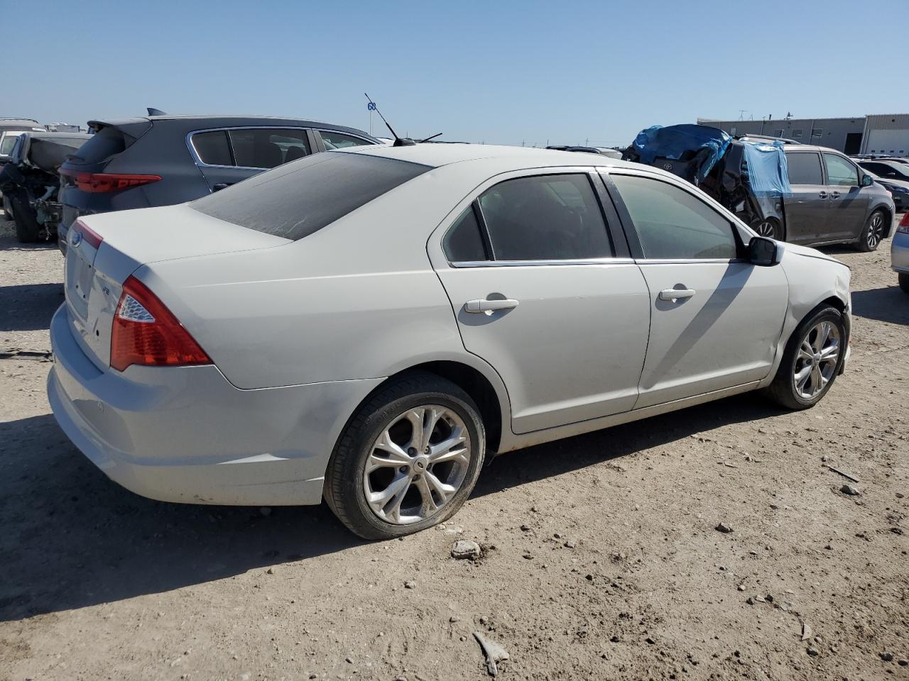2012 Ford Fusion Se - Фото 3