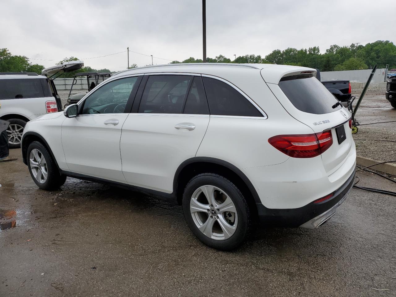 2018 Mercedes-Benz Glc 300 4Matic - Фото 2