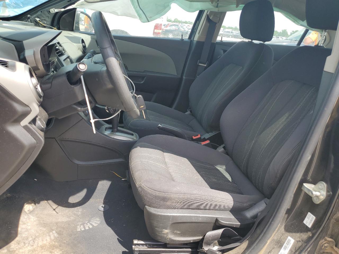 2015 Chevrolet Sonic Lt - Фото 7