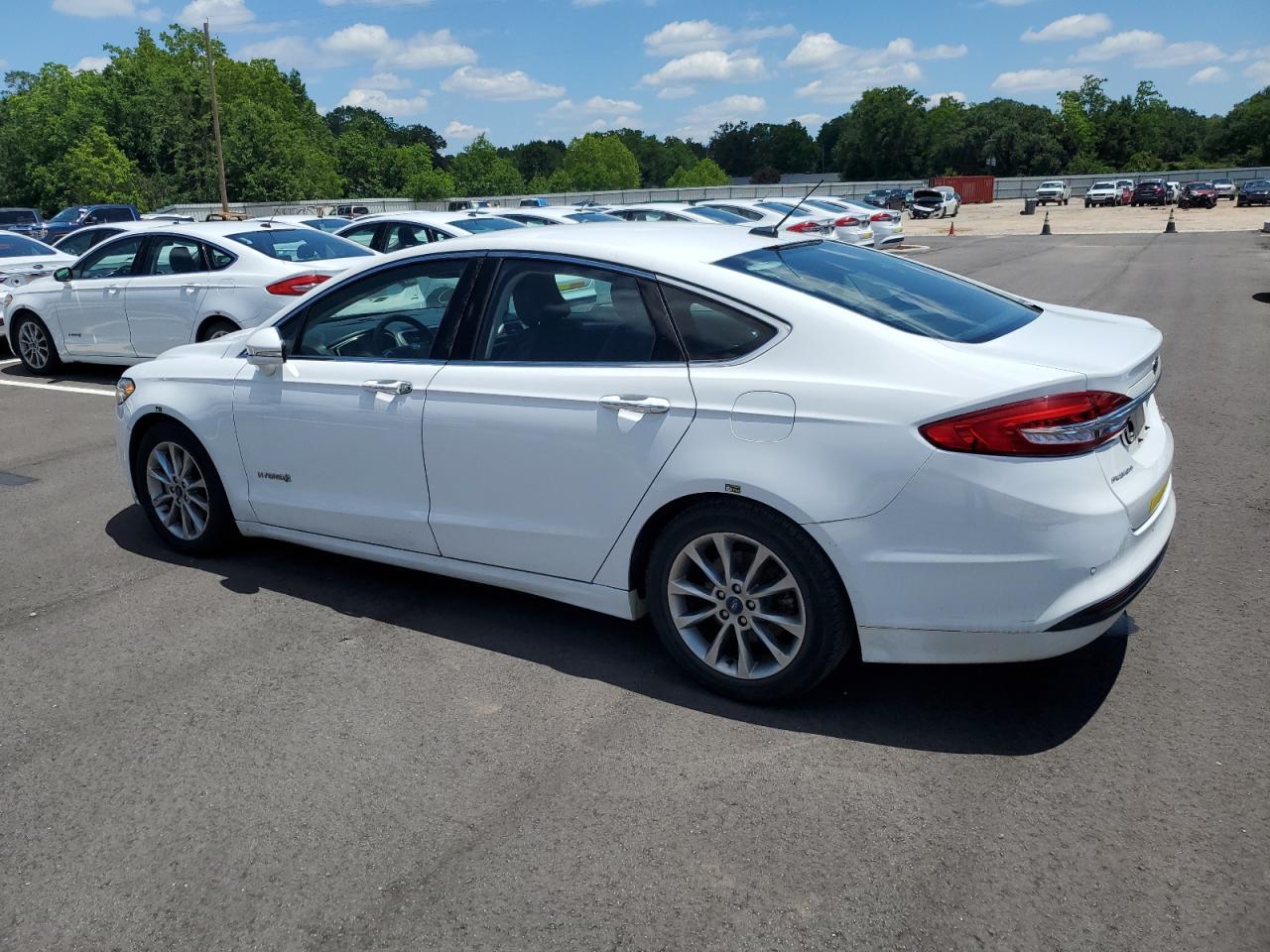 2017 Ford Fusion Se Hybrid - Фото 2
