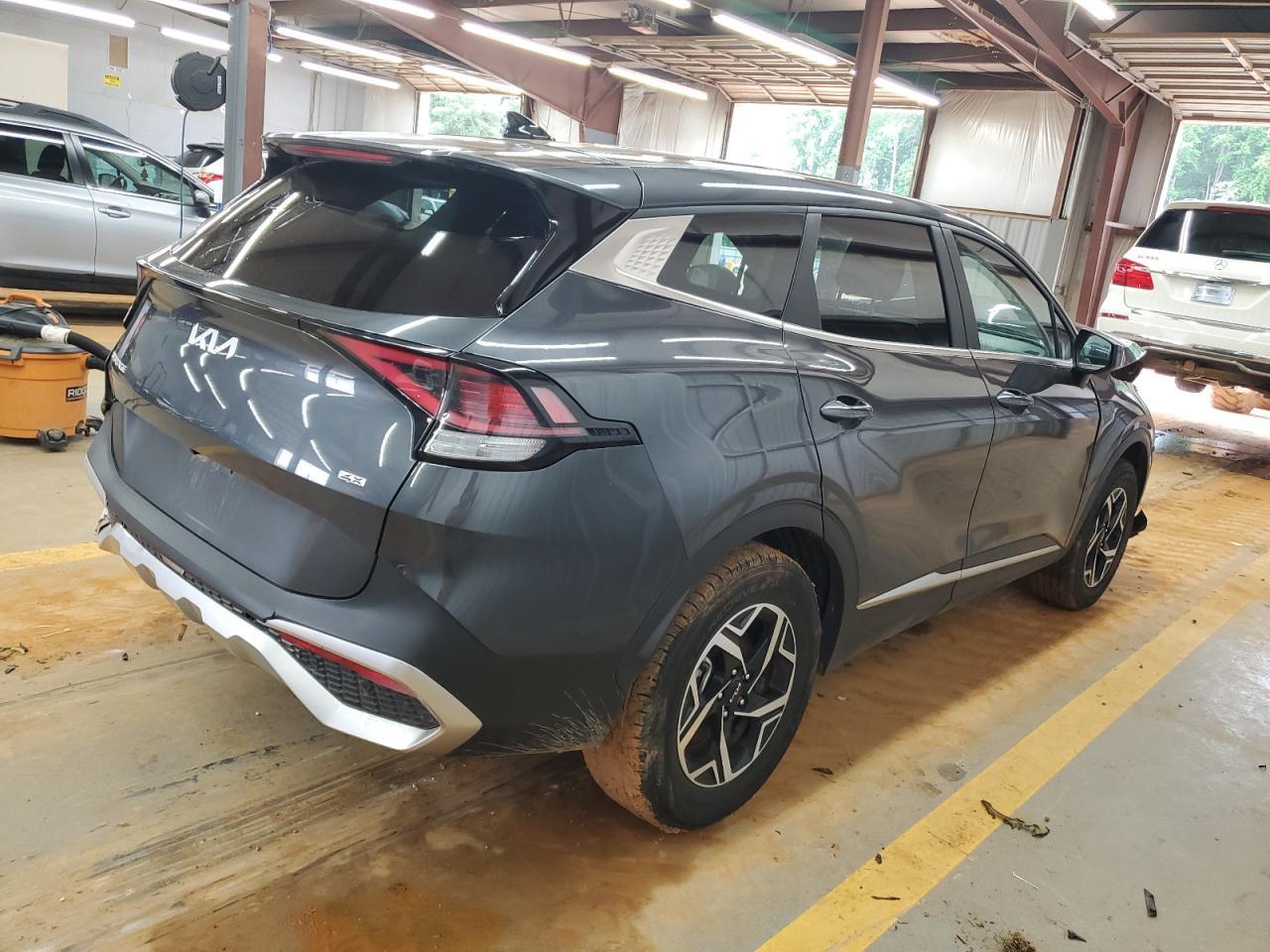 2023 Kia Sportage Lx - Фото 3