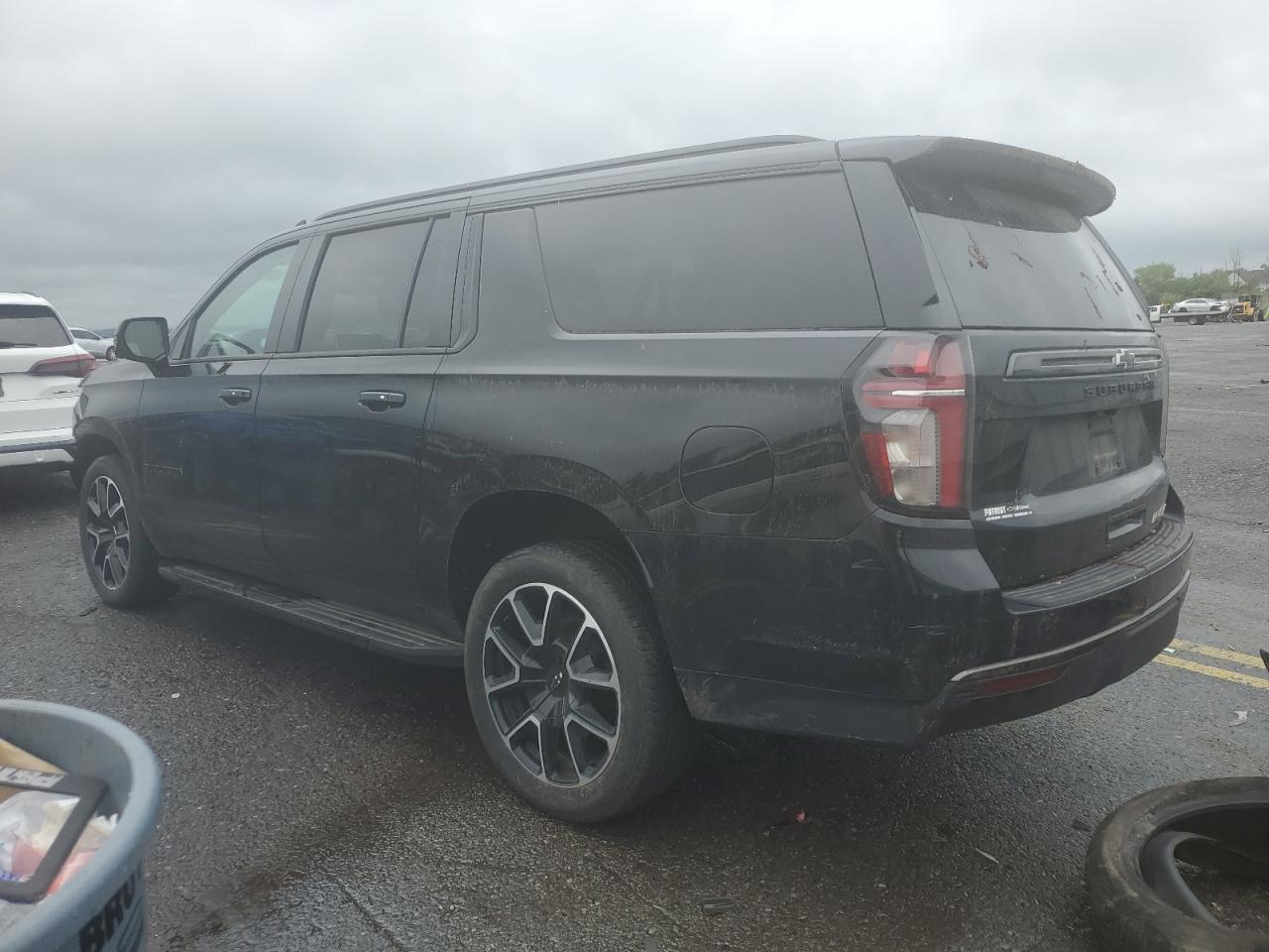 2021 Chevrolet Suburban K1500 Rst - Image 2