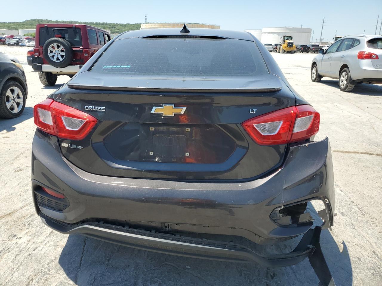 2017 Chevrolet Cruze Lt - Фото 6