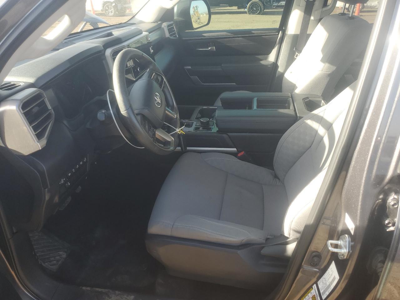 2023 Toyota Tundra Crewmax Sr - Image 7