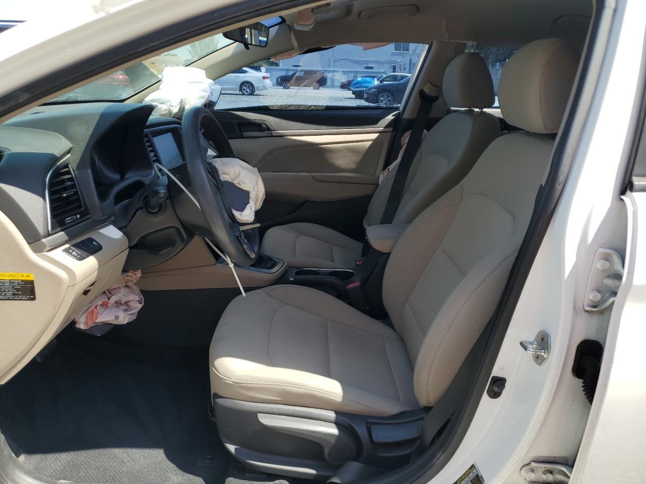 2017 Hyundai Elantra Se - Фото 7