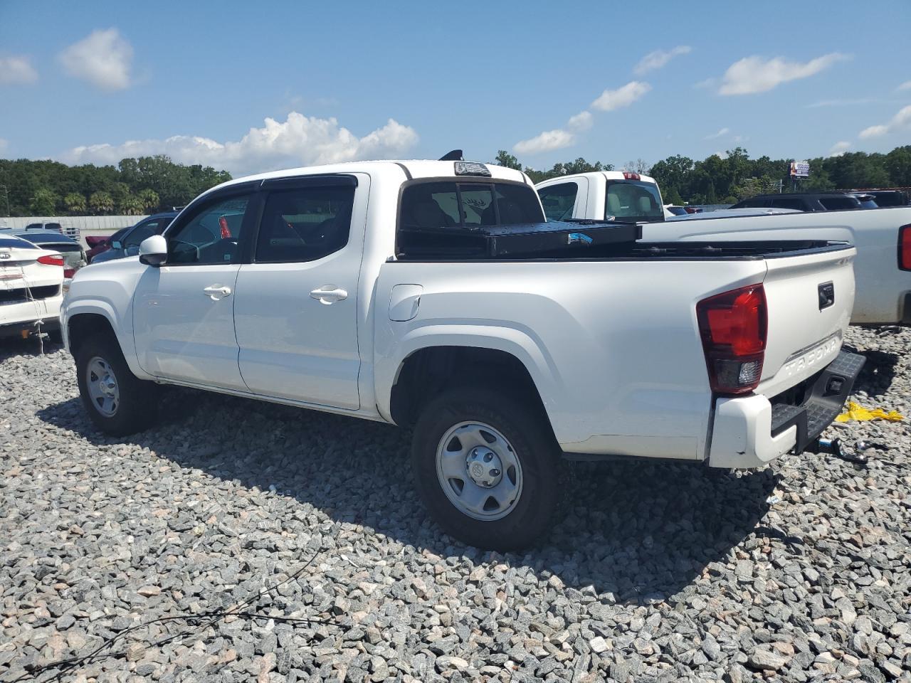 2019 Toyota Tacoma Double Cab - Фото 2