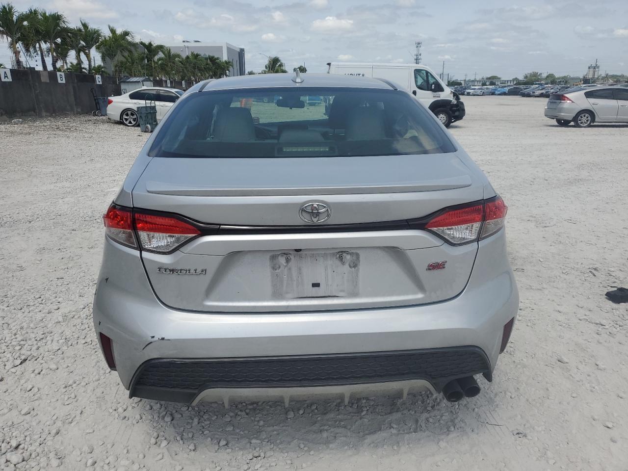 2020 Toyota Corolla Se - Фото 6