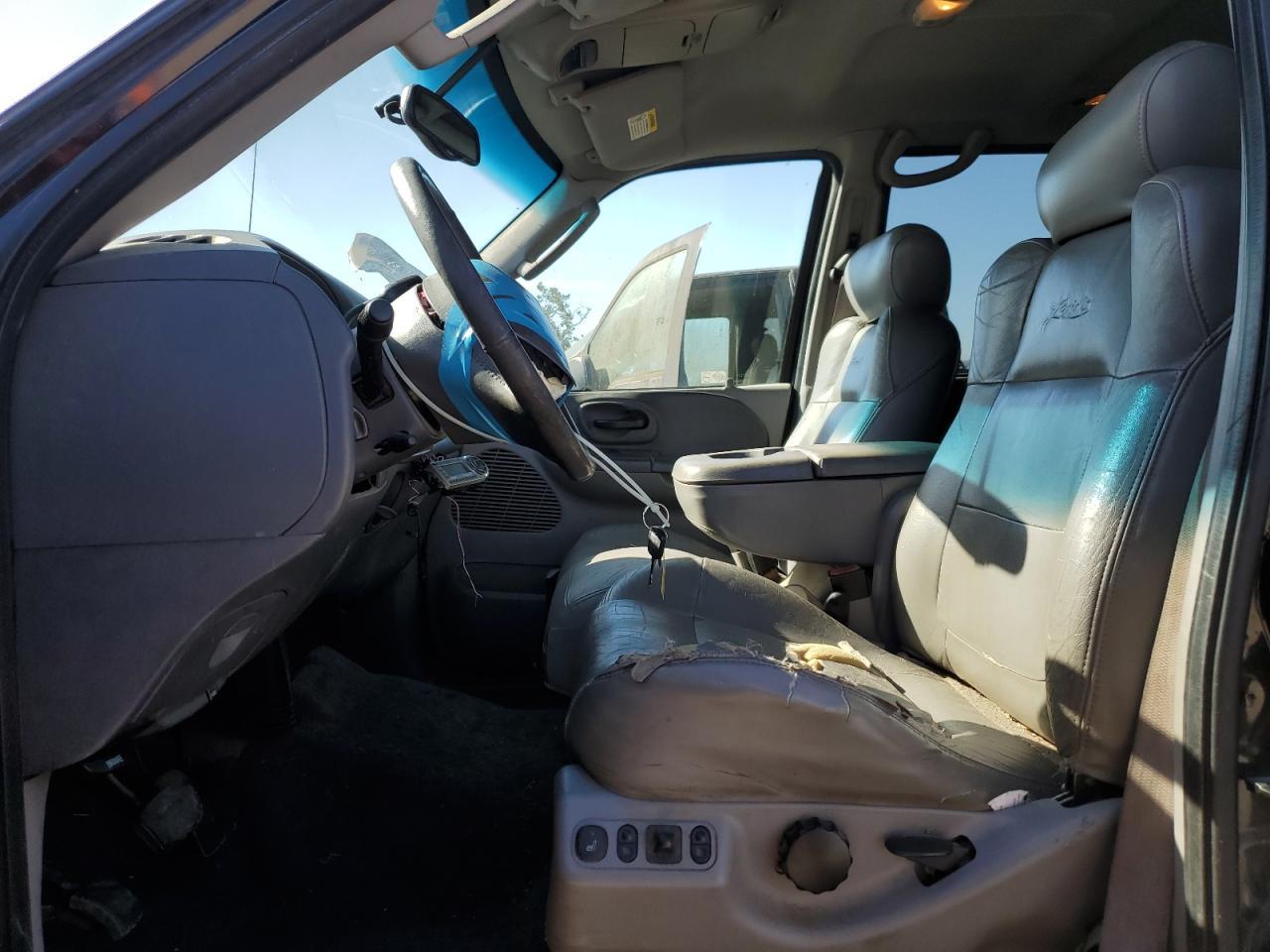 2002 Ford F150 Supercrew - Image 7