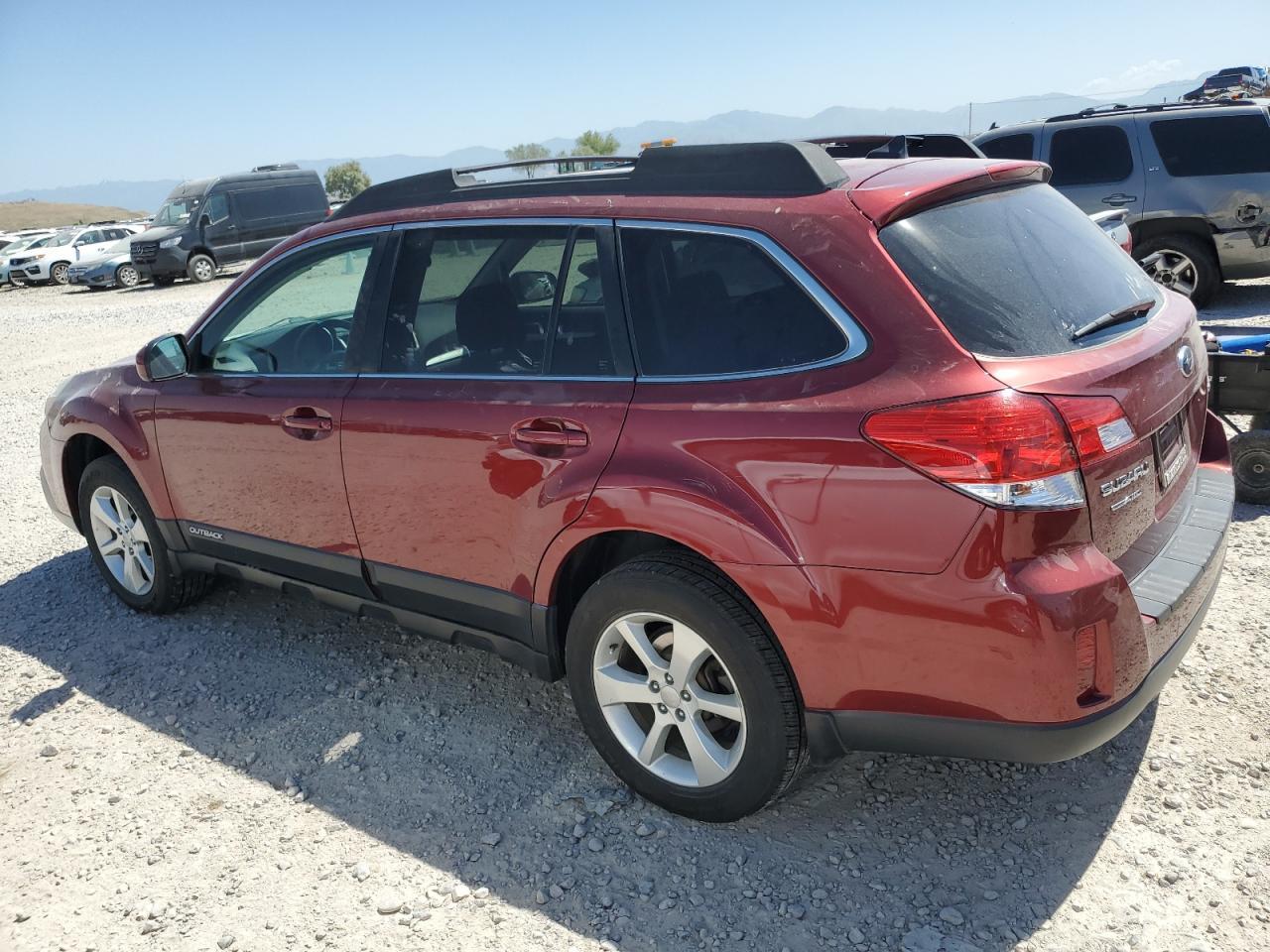 2014 Subaru Outback 2.5I Premium - Image 2