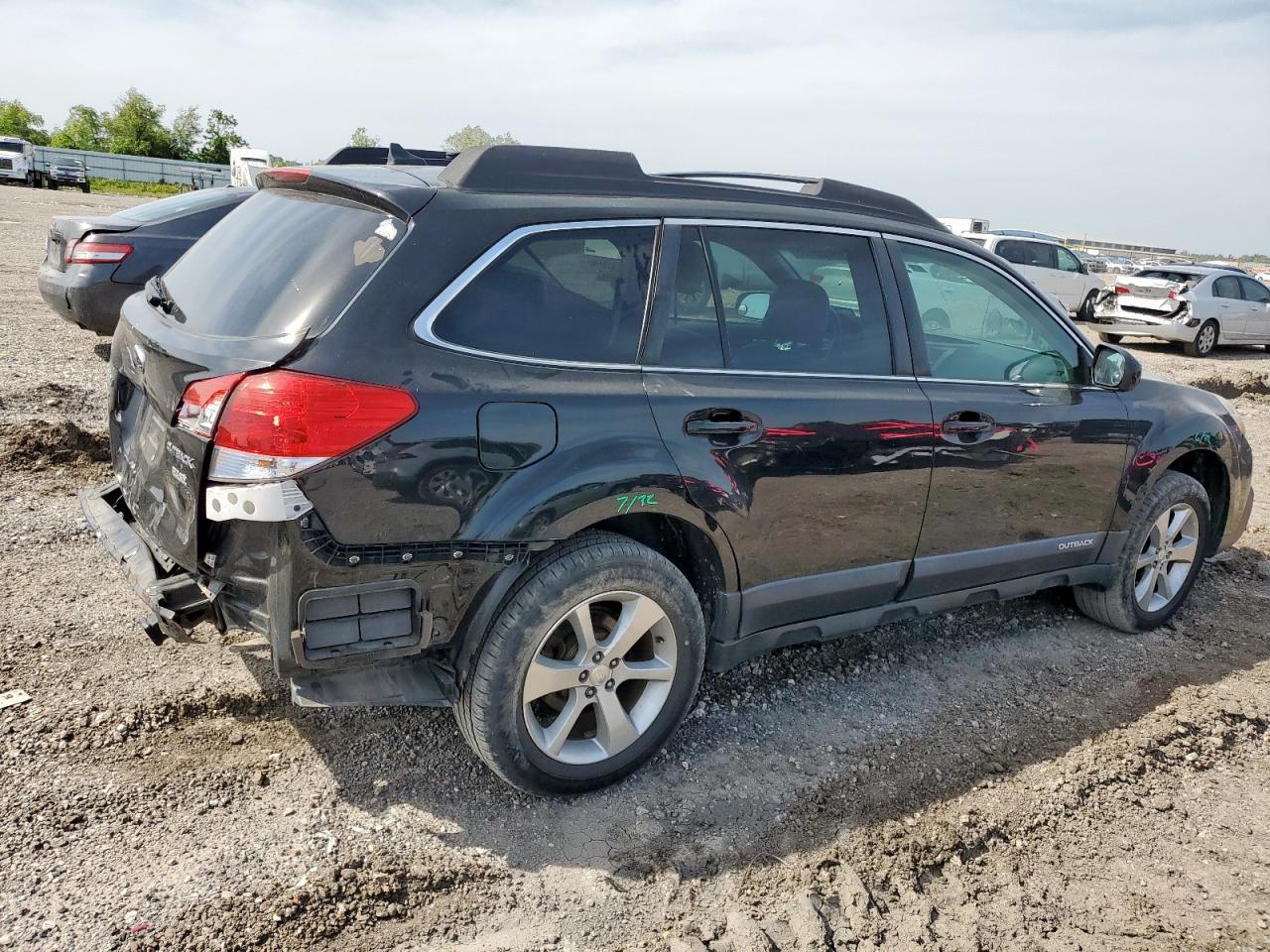 2013 Subaru Outback 2.5I Limited - Image 3